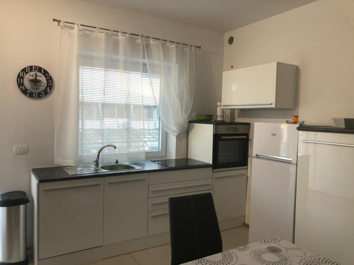 Apartmaji Meduza Izola Eksteriør bilde