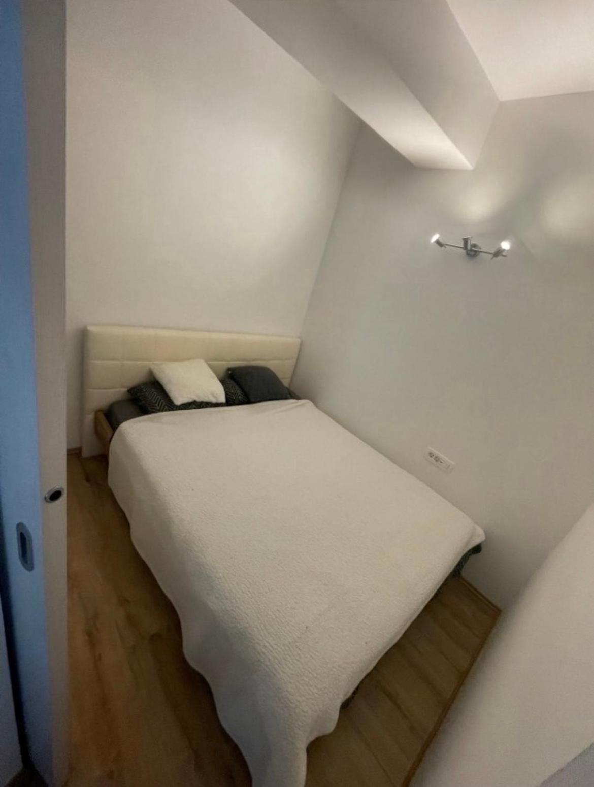 Apartmaji Meduza Izola Eksteriør bilde
