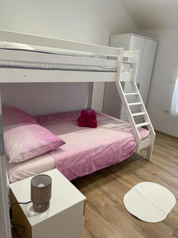 Apartmaji Meduza Izola Eksteriør bilde